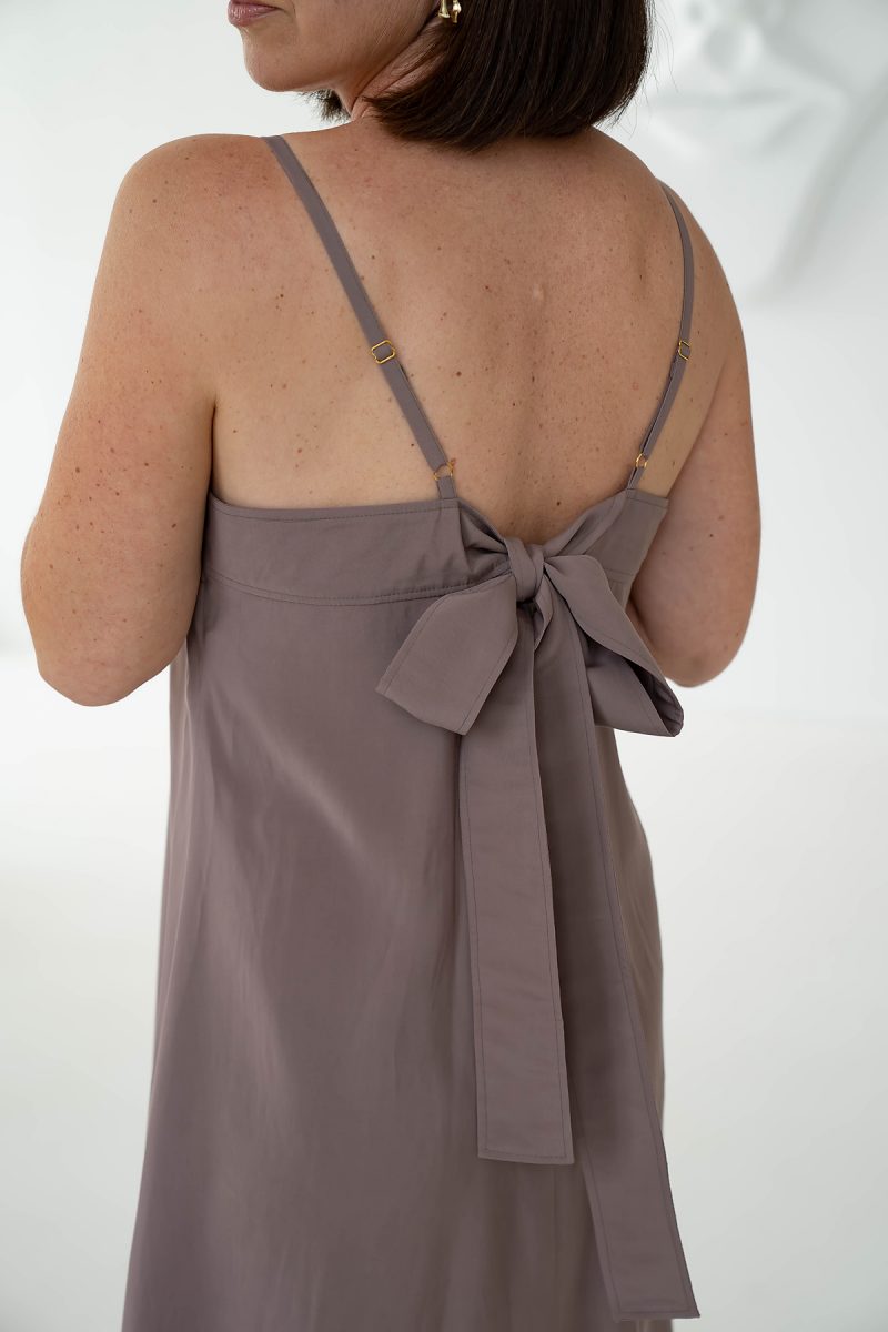 Slip kleita Adelina-kapučino - Image 3