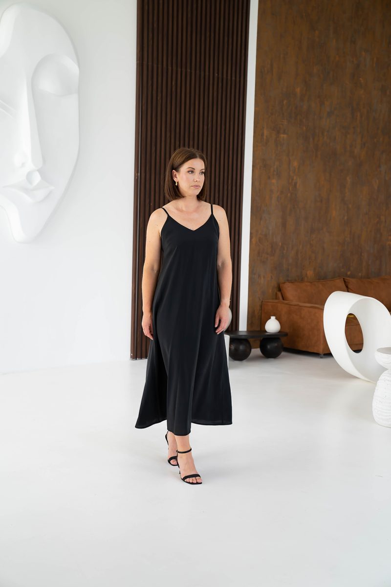 Slip kleita Adelina- melna